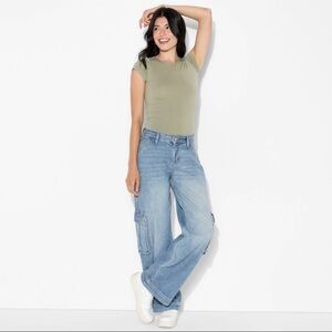 WILD FABLE Mid-Rise Wide-Leg Cargo Jean with No Stretch Ridgid Denim Size 12